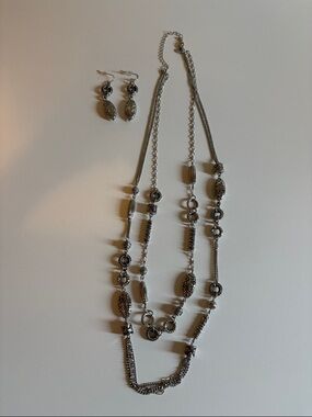 Silver-Tone Multi-Strand Pendant Necklace and Earrings Set